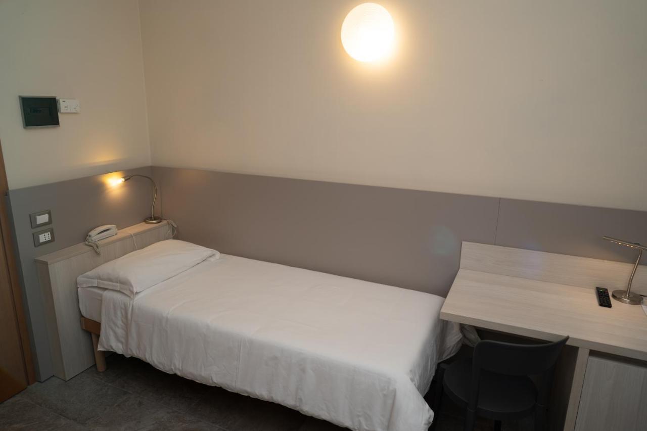 Hotel Europa ドッソブオノ エクステリア 写真